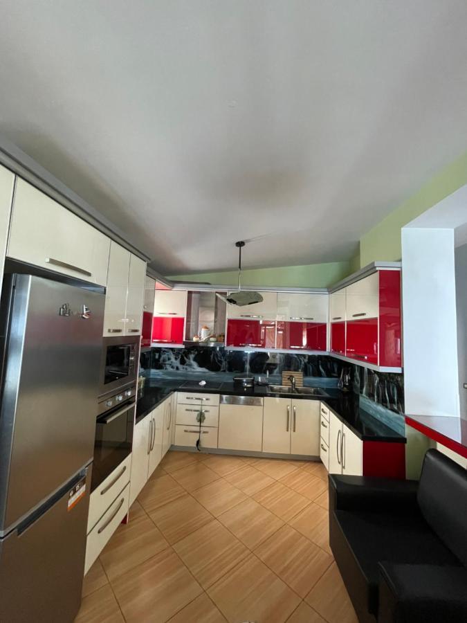 Appartamento Seaview Golden Penthouse Sarandë Esterno foto