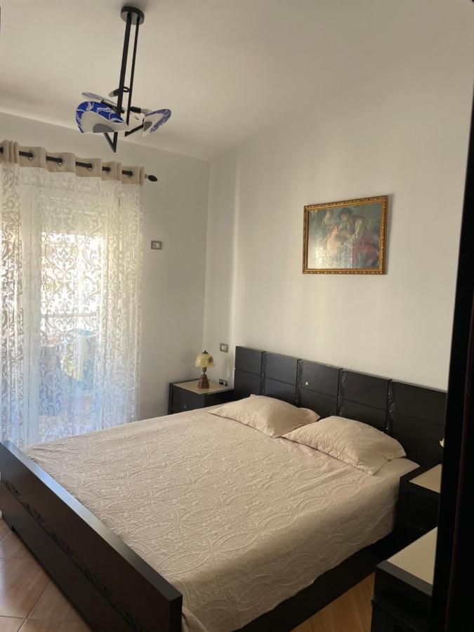 Appartamento Seaview Golden Penthouse Sarandë Esterno foto