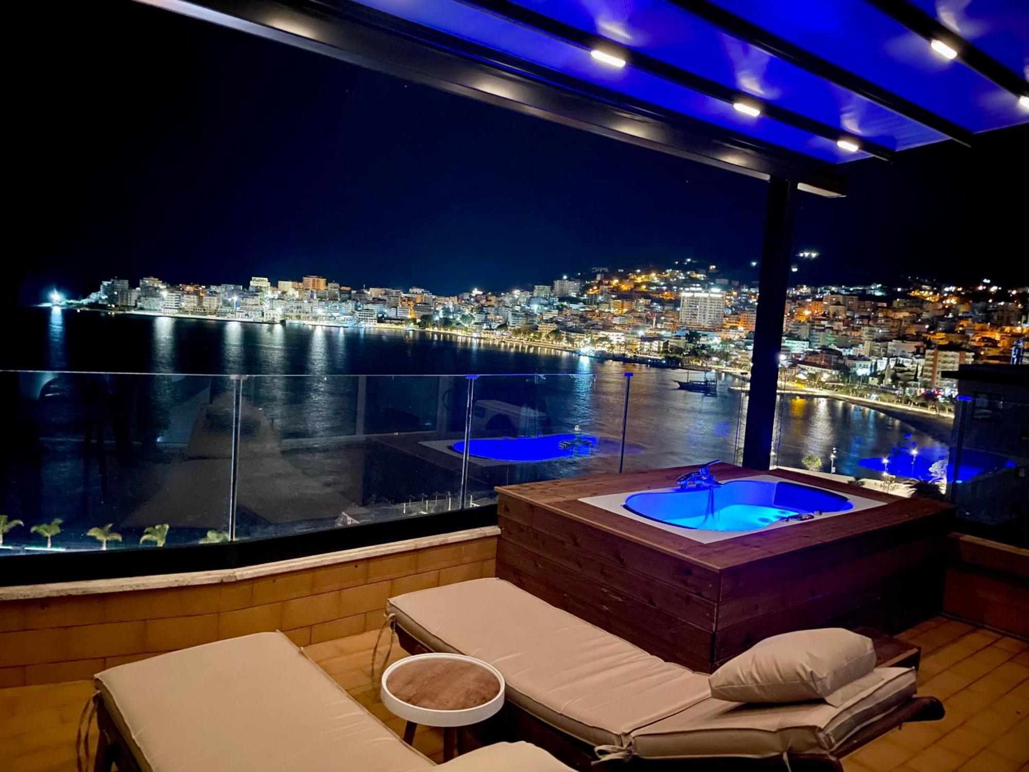 Appartamento Seaview Golden Penthouse Sarandë Esterno foto
